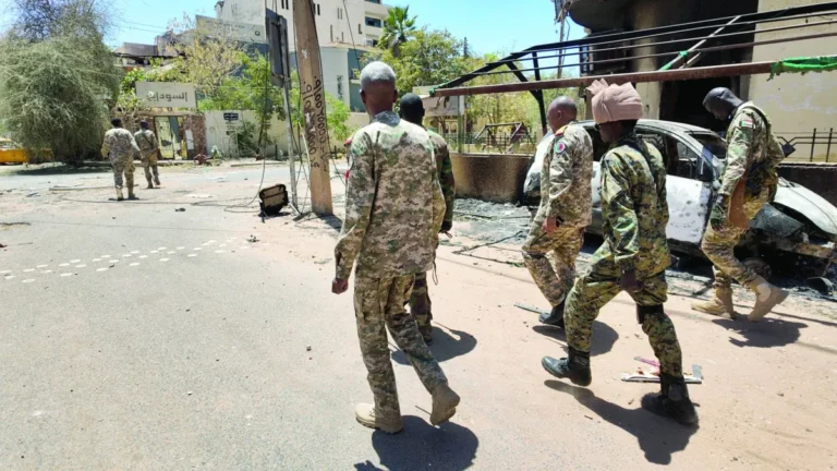 الجيش السوداني يكشف ملامح مبادرته لوقف الحرب