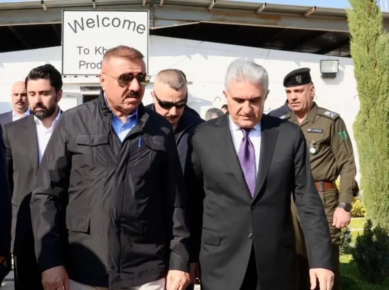 استهداف «كورمور» يضاعف الضغط على بغداد بشأن الفصائل