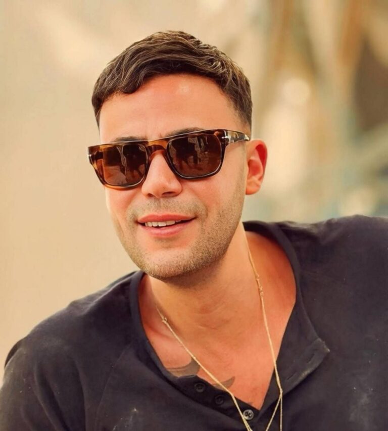 محمد إمام يكشف تفاصيل حريق ديكور تصوير مسلسله الرمضاني