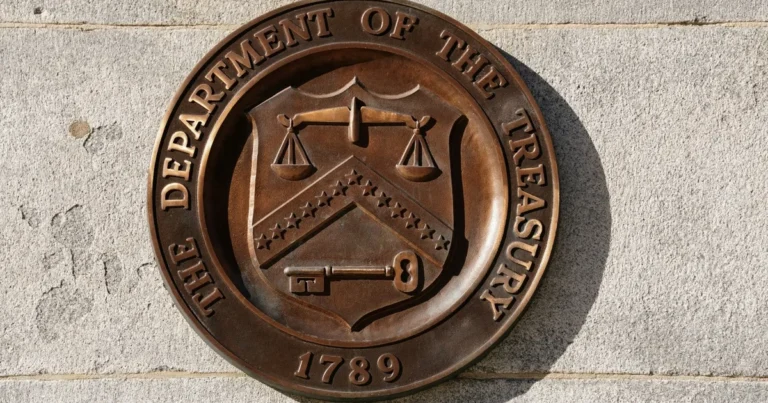 مسؤول أميركي يزور الشرق الأوسط لـ”مناقشة الضغط على إيران”