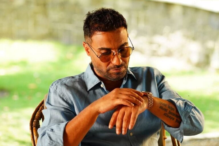 أحمد فهمي يتحدث عن علاقته بمنة حسين فهمي بعد طلاقهما (فيديو)