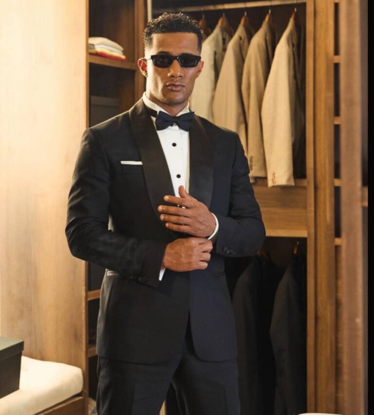 وفاة والد الفنان محمد رمضان