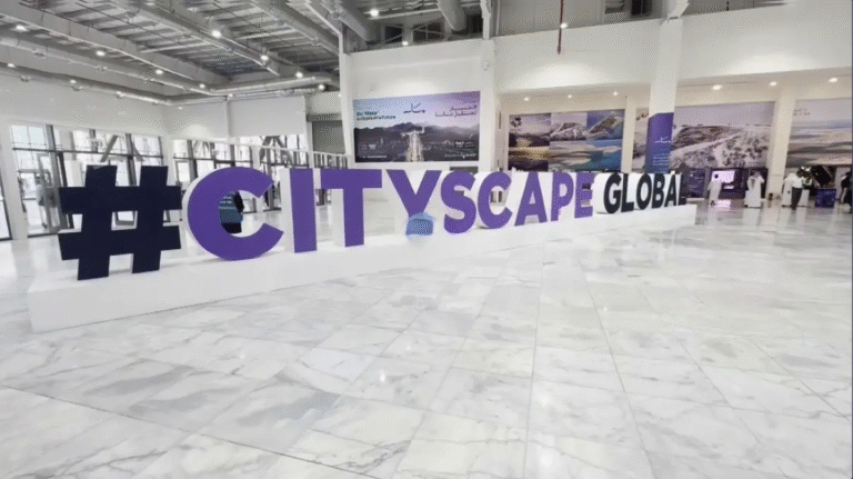 وزير الإسكان السعودي: سيتي سكيب يشهد توقيع صفقات عقارية تتجاوز 161 مليار ريال