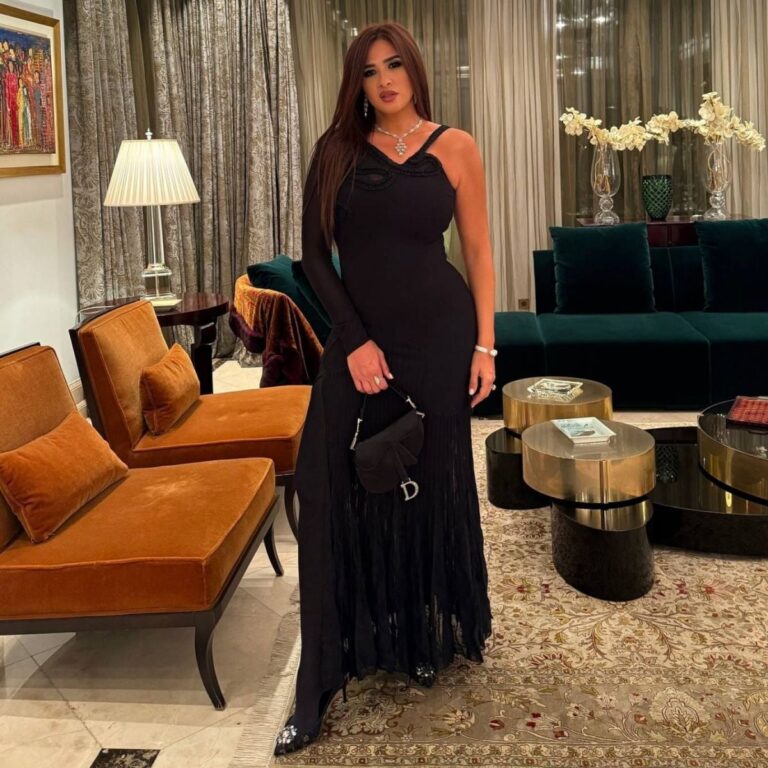 ياسمين عبد العزيز تكشف عن اسم شخصيتها في رمضان المقبل (فيديو)