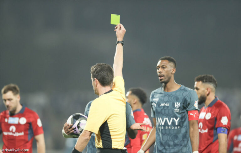 ريشة: التبديل السادس من حق الهلال