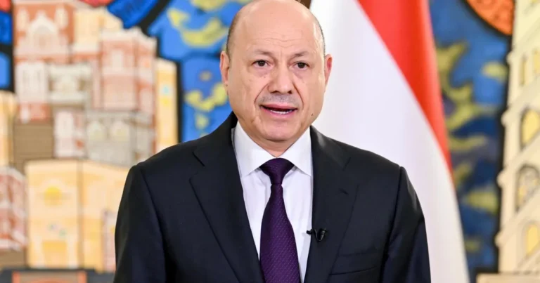 العليمي يعلن تشكيل لجنة عسكرية تحت قيادة تحالف دعم الشرعية