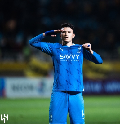 ماذا قدّم عبدالله الحمدان مع الهلال قبل انتقاله إلى النصر؟